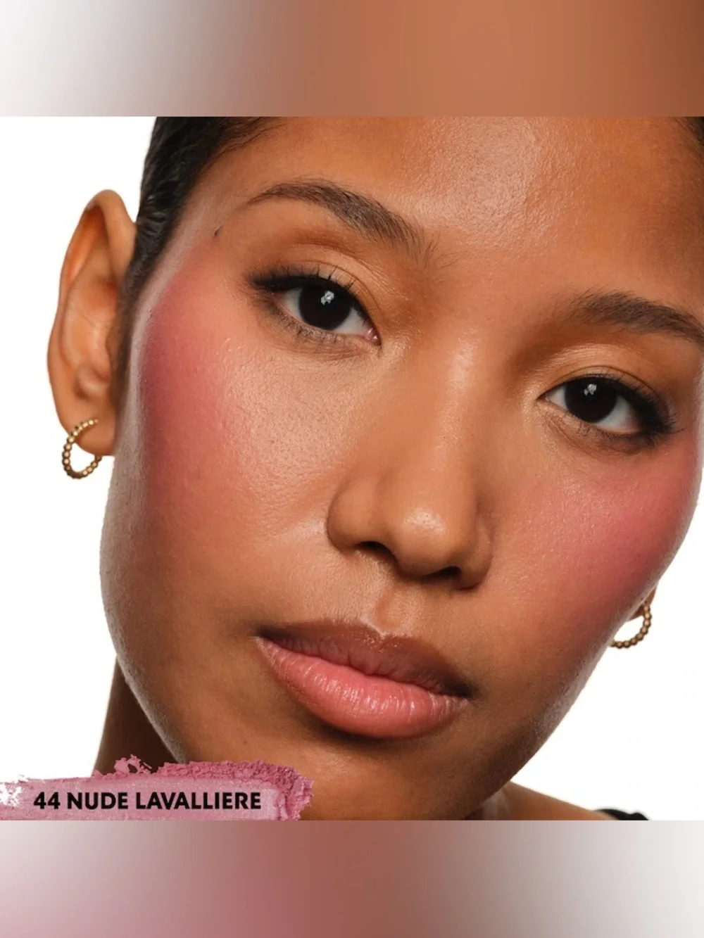 Yves Saint Laurent Velvet Soft Pink Blush Cushion - Nude Lavalliere